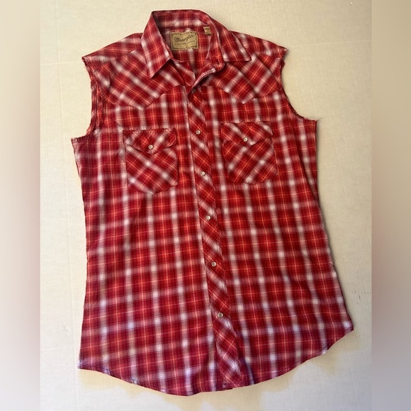 Wrangler Red and White sleeveless Button Down plaid western Shirt Sz-M. P7 - Picture 4 of 12